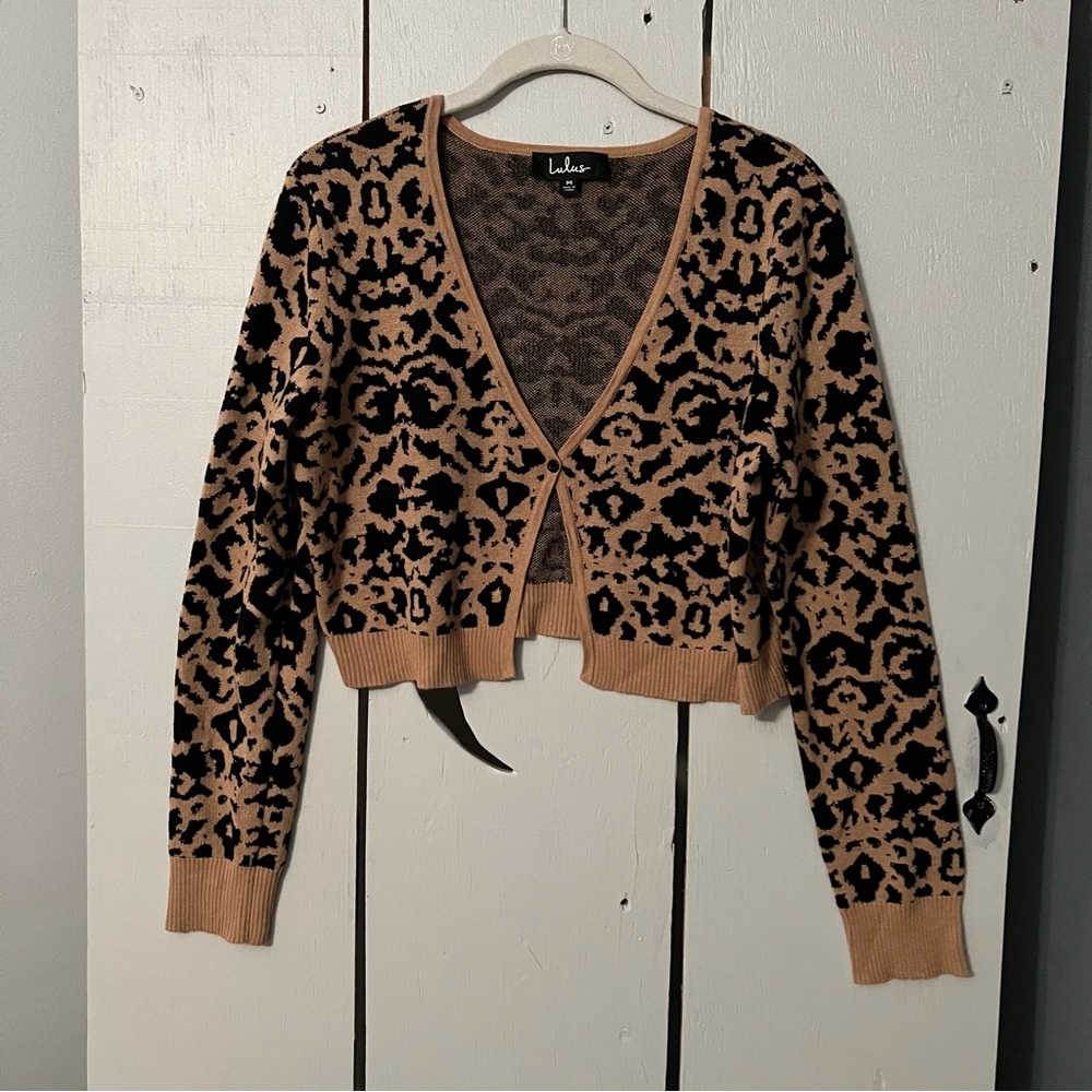 Lulu’s Beige Cardigan Sweater Top  Animal Print Cardigan Knit Size M